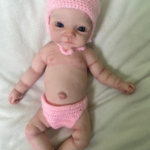 Mini poupée bébé en silicone 11 pouces bebe fille yeux ouverts, corps entier silicone platine image 5