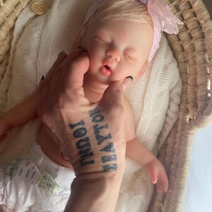 platinum silicone doll image 6