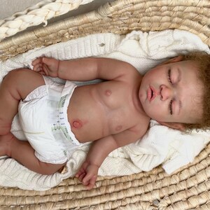 Full Body Silicone Baby doll, Hand Rooted Mohair, Realistic Reborn , Platinum Silicone, Silicona Cuerpo Completo , Drink and Well imagen 8