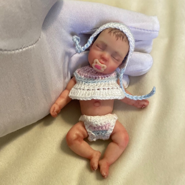 Full body silicone baby girl 11 cm (4.3 inc) full body silicone baby, newborn doll