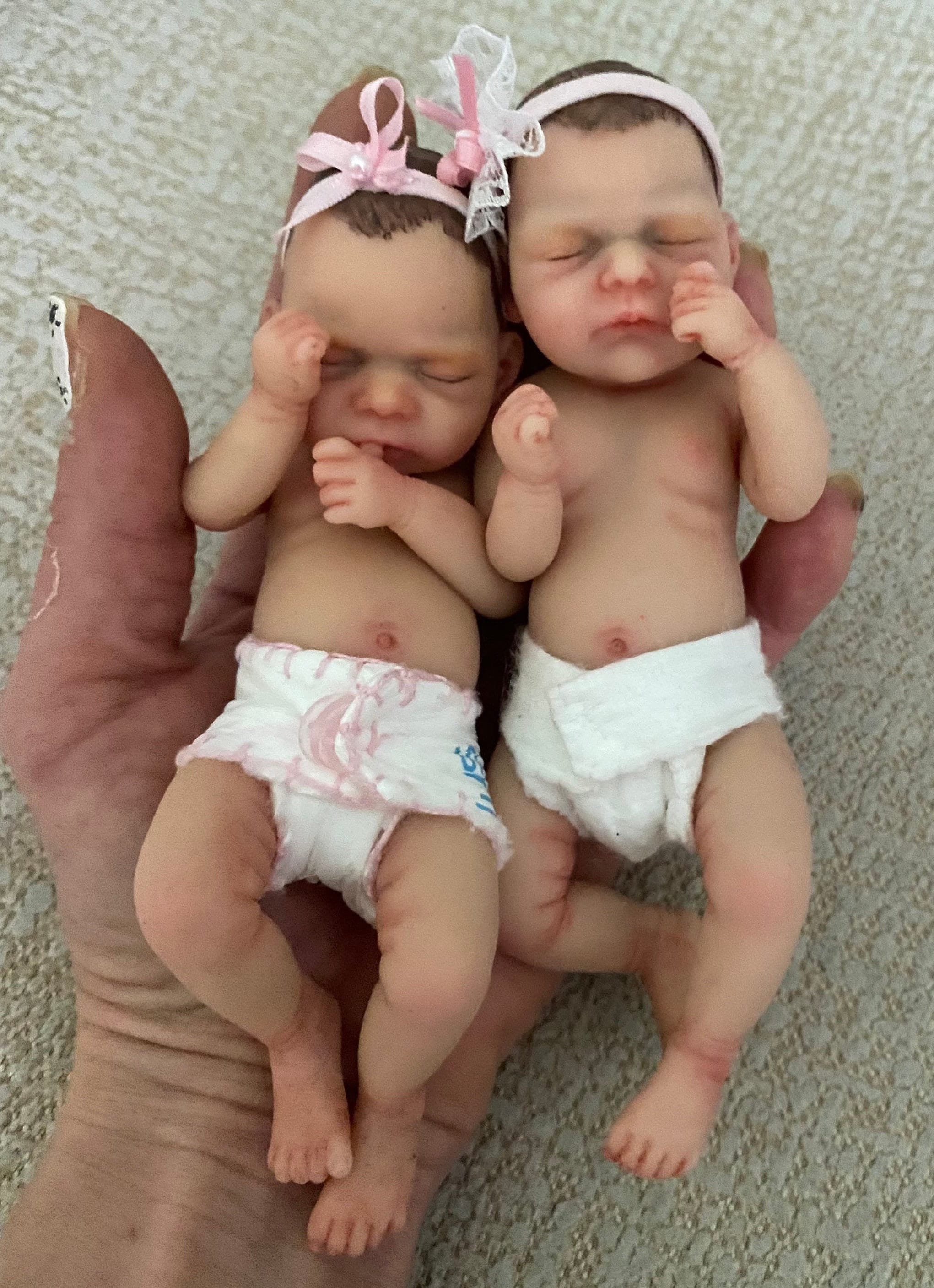 iCradle 2PCS Reborn Baby Dolls Twins Silicone Full Body Boy and Girl  Realistic Look Weighted Washable Bath Babies Sleeping and Awake Dolls for  Adults