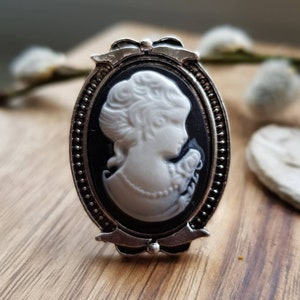 Ring black cameo pink gem cabochon finger ring cameo romantic gothic vintage style