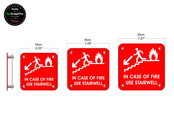 Panneau de sécurité anti-incendie avec symboles réfléchissants. -   France