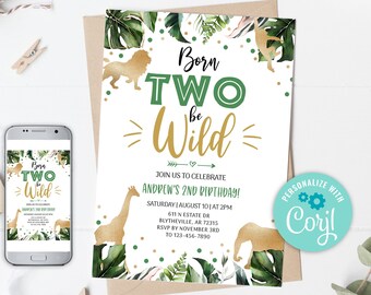 Może przedstawiać: Zielono-złote zaproszenie na przyjęcie z okazji drugiego urodzin w stylu dżungli. Zaproszenie zawiera napis "Born to be Two Wild" i przedstawia żyrafę, lwa i słonia. Zaproszenie jest spersonalizowane imieniem "Coryl".