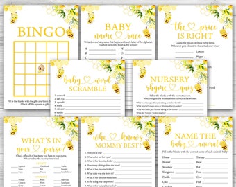 Peut inclure: Un ensemble de jeux de baby shower imprimables avec un motif en nid d'abeille jaune et blanc et des illustrations d'abeilles. Les jeux comprennent Bingo, Baby Name Race, The Price is Right, Baby Word Scramble, Nursery Rhyme Quiz, What's in Your Purse, Who Knows Mommy Best, et Name the Baby Animal.