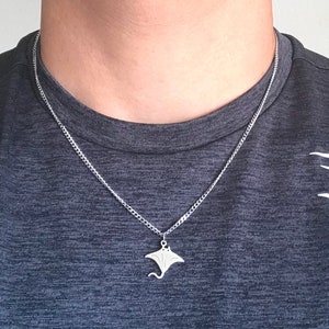 Collana Con Ciondolo Manta Ray – Gioiello A Forma Di Razza In Rame Color Argento Per Amanti Del Mare