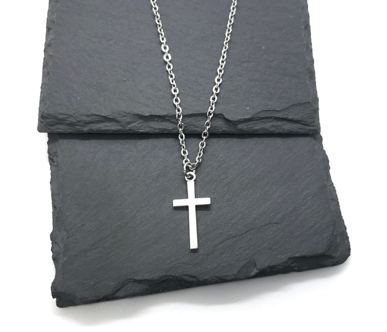 Plated Tibetan Silver Cross Pendant Charm, Stainless Steel Curb Cable Chain Necklace Men Jewellery, Christian Catholic, Minimalist Gift Box Bild 9