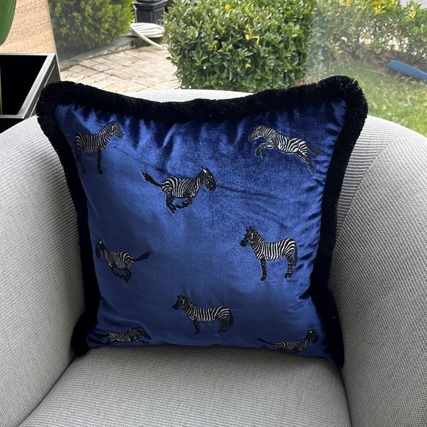 Housse de coussin en velours bleu motif zèbre - Housse de coussin à imprimé animal pour canapé - Coussin décoratif à pampilles noir - Idée cadeau unique