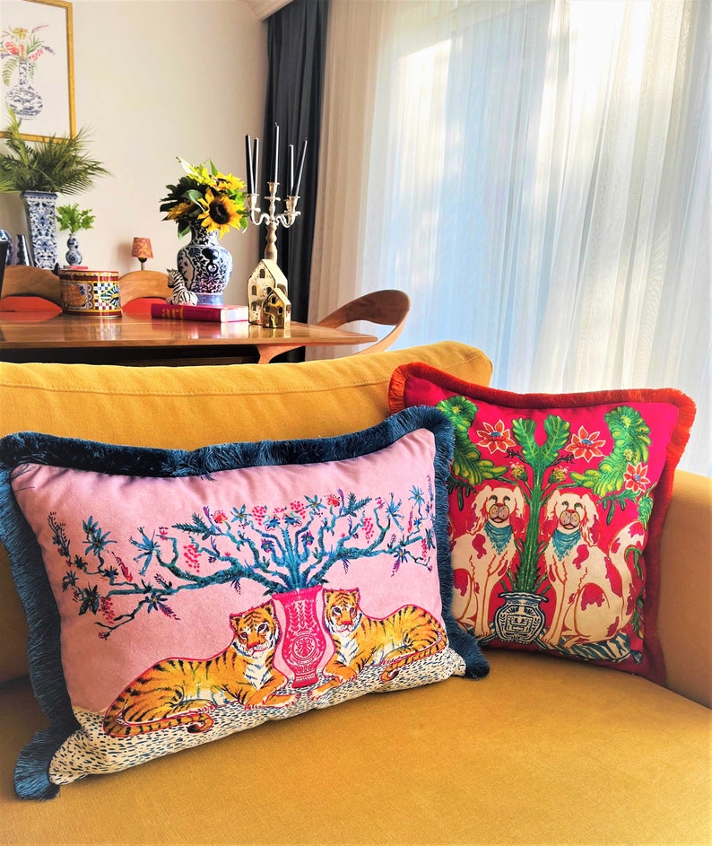 Housse de coussin motif tigre taie d'oreiller en velours rose coussin à pampilles bleu pétrole coussin décoratif pour la maison coussin à imprimé animal image 3