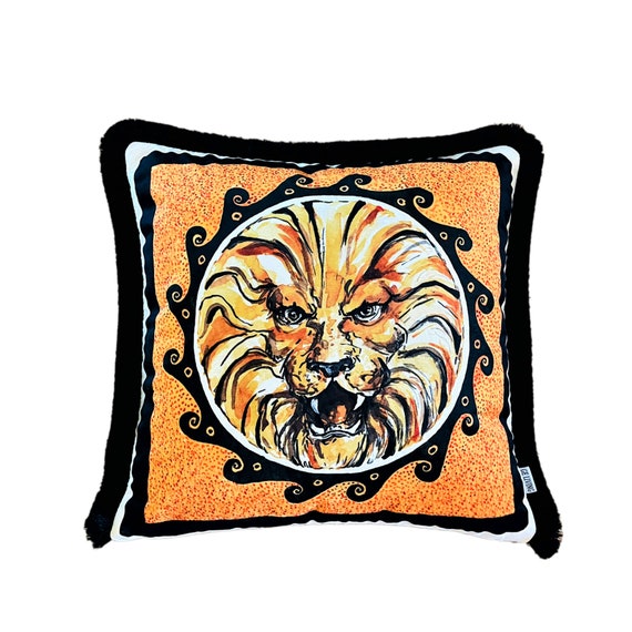 Lion Print Velvet Throw Pillow Cover – Black Tassel Cushion, 20''x20''
