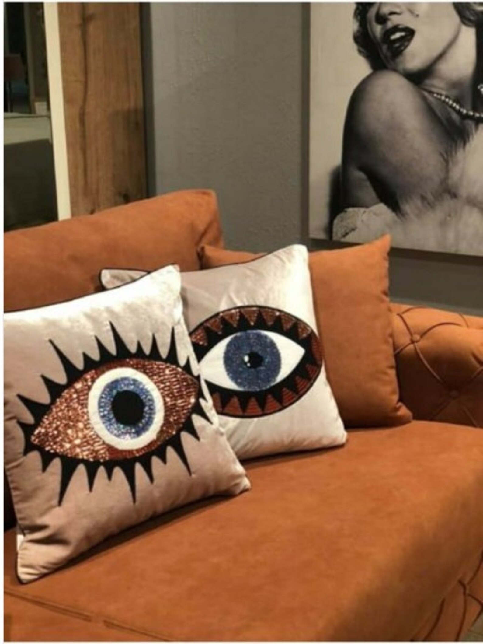 EVIL EYE SHAPED HOOK ACCENT PILLOW
