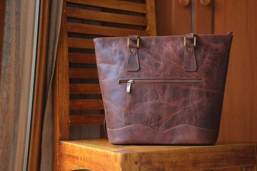 hard leather tote bag