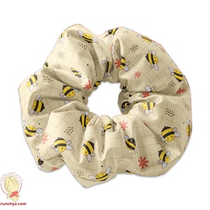 Cute Kawaii Bumble Bee Pattern Scrunchie Hair Tie, Honey Bee Scrunchy Hair Tie Accessory, Bee Scrunchies
