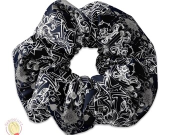 Black & White Artistic Pattern Scrunchie, Scrunchy, Gothic Scrunchys, Vintage Scrunchies