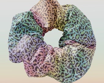 Rainbow Leopard Scrunchies: Set of 3 Colorful Hair  display picture 2
