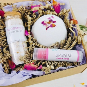 Rose Spa Gift Set: Floral Bath Bomb, Bath Salts, Lip Balm