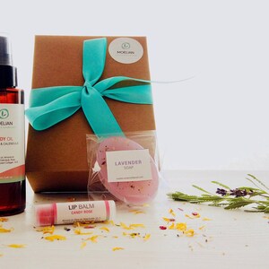 Self Care Gift for Woman, Skin Care Package, Self Care Box, Natural Beauty Products, Body Oil, Lavender Soap, Rose Lip Balm, Moelian image 4