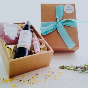 Self Care Gift for Woman, Skin Care Package, Self Care Box, Natural Beauty Products, Body Oil, Lavender Soap, Rose Lip Balm, Moelian image 9