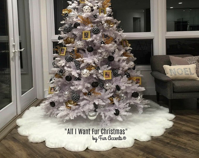 Soft Faux Fur Round Tree Skirt - Thick - Round - Leopard Fur or Coyote/Wolf Fur, All I Want Fur Christmas