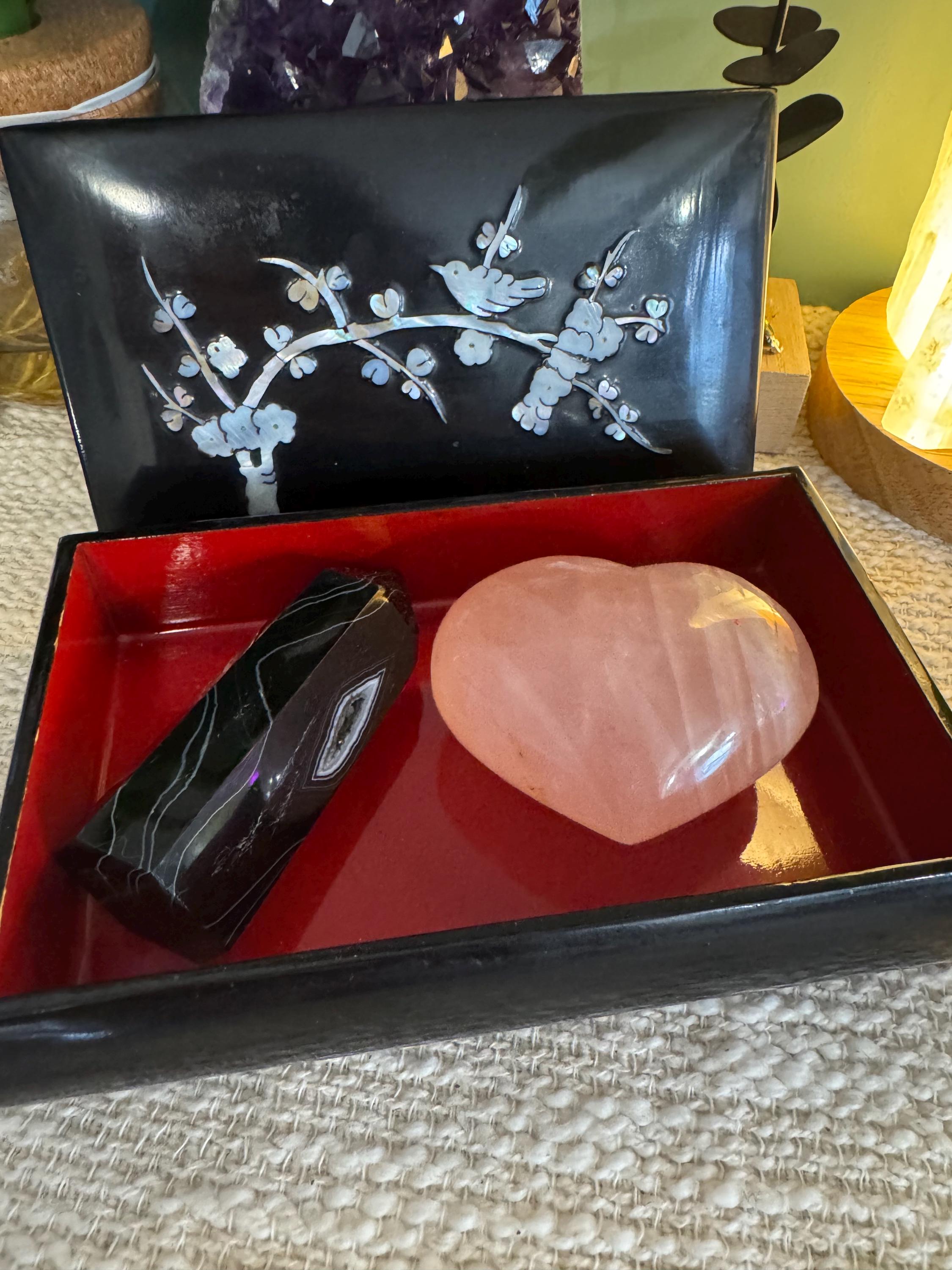 Vintage Black Lacquer Trinket Box, Abalone Shell Inlay, Japan Art - Etsy