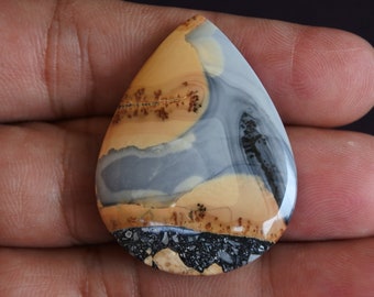 Maligano Jasper Teardrop Cabochon (38x30x6 mm)