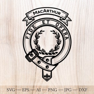 Op de afbeelding: Zwart-wit vector grafisch ontwerp van een wapenschild met de tekst "MacArthur Fide Et Opera".