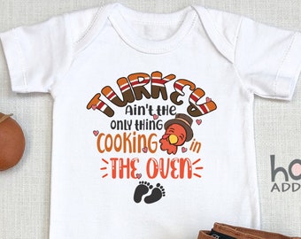 Thanksgiving Baby Announcement , Bodysuit, Pregnancy Announcement, Pregnancy Reveal, Thanksgiving Reveal, Baby Reveal, Reveal Ideas, Onesie®