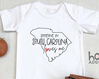 Someone In South Carolina Loves Me , Virtual Baby Shower Gift, Raglan Toddler Shirt, Baby Boy Gift, Long Distance, Charleston, Onesie®