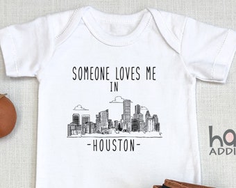Someone Loves Me In Houston Baby , Houston Baby Gift, Gift For New Baby, Texas , Pregnancy Reveal, Toddler Shirt, Long Sleeve, Onesie®