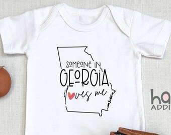 Someone In Georgia Loves Me , Georgia Baby Outfit, Baby Shower Gift, Raglan Toddler Shirt, Baby Boy Gift, Long Distance, Atlanta ATL