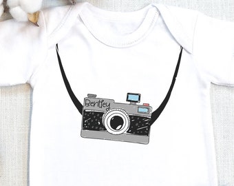 Personalized Camera Baby , Custom Camera Baby Bodysuit, Assistant Photographer Gift, Baby Boy, Baby Girl, Baby Name, Long Sleeve, Onesie®