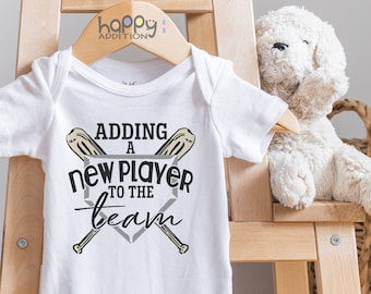 Baseball Baby Announcement , Custom Due Date Bodysuit, Personalized Pregnancy Announcement, Pregnancy Reveal, Baseball New Player, Onesie®