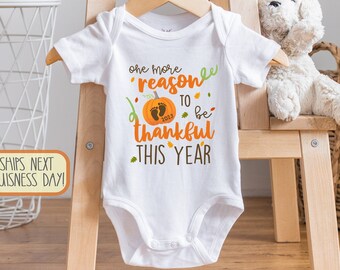 Thanksgiving Baby Announcement , Baby Bodysuit, Pregnancy Announcement, Thanksgiving Reveal, Baby Reveal, Reveal Ideas, Dad Reveal, Onesie®