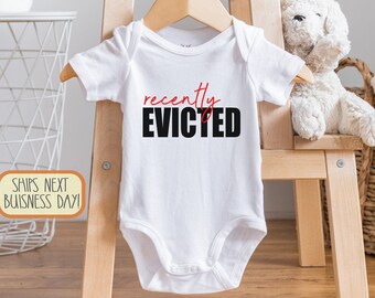 Funny Baby s®- Recently Evicted - Funny Baby Shower Gift® - Funny Gifts for New Parents - Unisex Baby Clothes - Baby Boy - Baby Girl