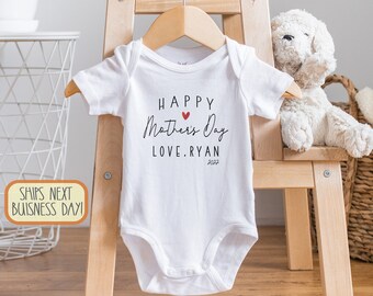 Personalized Happy Mother's Day , Toddler T-Shirt, Raglan, Minimalist, Unisex , Cute Mother's Day Outfit, I Love My Mommy, Onesie®