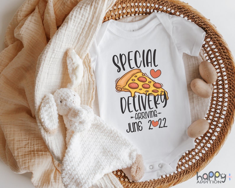 Special Delivery Pizza Pizza Baby Announcement Onesie® Brand: Custom Due Date, Pregnancy Reveal Bodysuit bild 7