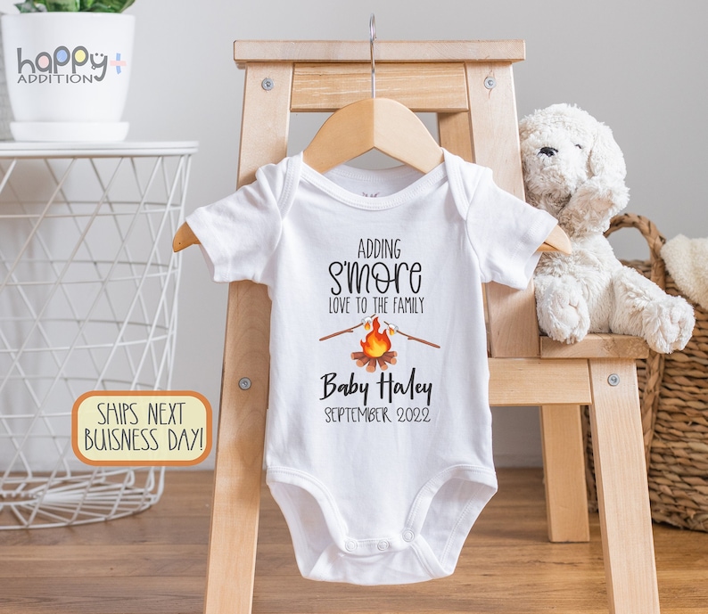 S'more Love Baby Announcement Onesie: Custom Name and Due Date Bodysuit image 1