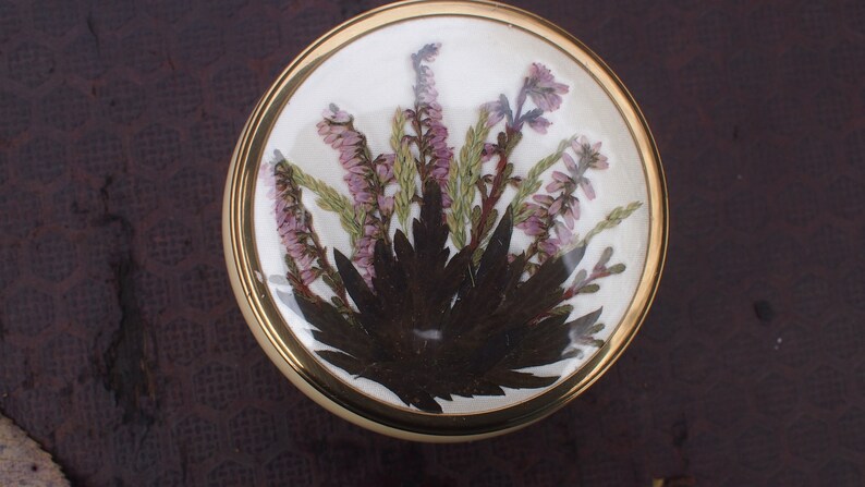 Vintage Ceramic Pressed Flower Trinket Box in Original Box