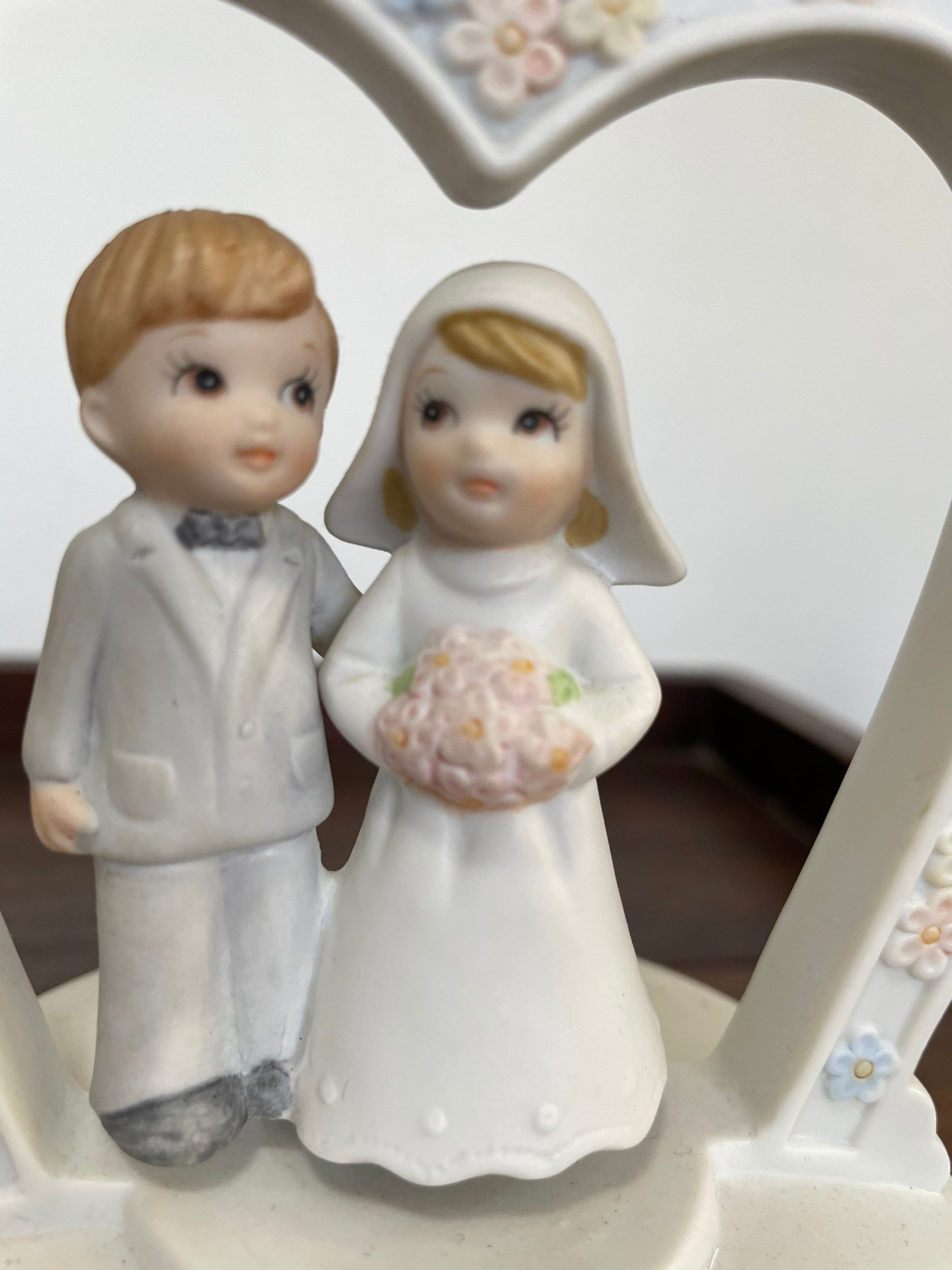 Vintage Lefton Music Box Bride and Groom Figurine Wedding Cake Etsy