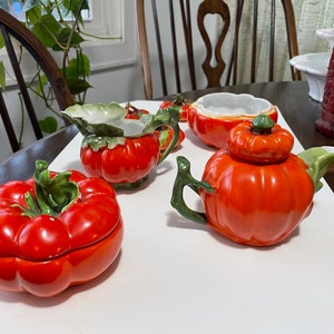 Antique Royal Bayreuth Tomato Bundled Pieces Creamer Teapot  Bowls with added Lids