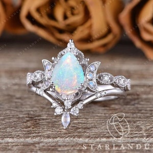 Opal moon Wedding Ring Unique White Opal Moonstone Engagement Ring Pear Shaped Bridal Set 2pcs Vine White Gold Wedding Ring Chevron Ring