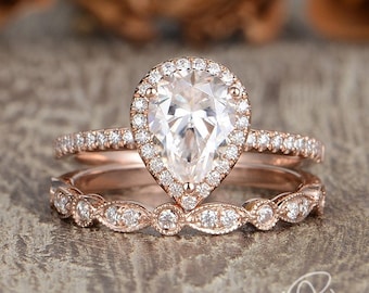 Pear Shaped Moissanite Engagement Ring Rose Gold Bridal Set 2pcs 1.5ct Moissanite Ring Art Deco Wedding Band Milgrain Women Halo Rings