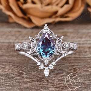 Vintage Alexandrite Engagement Ring Set White Gold Art Deco Alexandrite Bridal Set Pear Shaped Wedding Ring Set Boho Ring Vine Milgrain