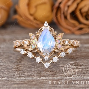 Moonstone OPAL Engagement Ring Pear Shaped Unique Cluster Galaxy Cluster Boho Vine Moonstone Engagement Ring Women Rose Gold Bridal Set 2pcs