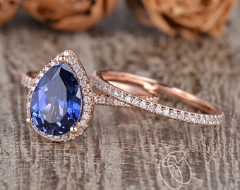 Cornflower Blue Sapphire Ring Sets 2pcs Pear Shaped Lab Sapphire Engagement Ring Rose Gold Full Eternity Stacking Birthstone Bridal Set