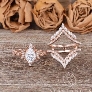 Pear Shaped Moissanite Engagement Ring Set 2pcs Unique Moon Bridal Ring Rose Gold Moissanite Wedding Ring Set Cage Ring Antique Boho Ring