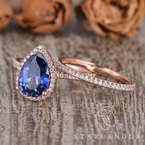 Cornflower Blue Sapphire Ring Sets 2pcs Pear Shaped Lab Sapphire Engagement Ring Rose Gold Full Eternity Stacking Birthstone Bridal Set