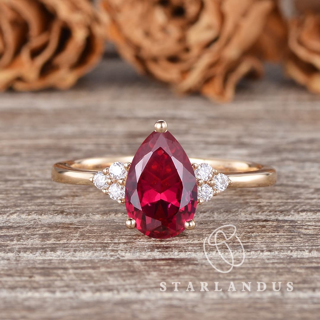 Pear shaped ruby and diamond ring discount