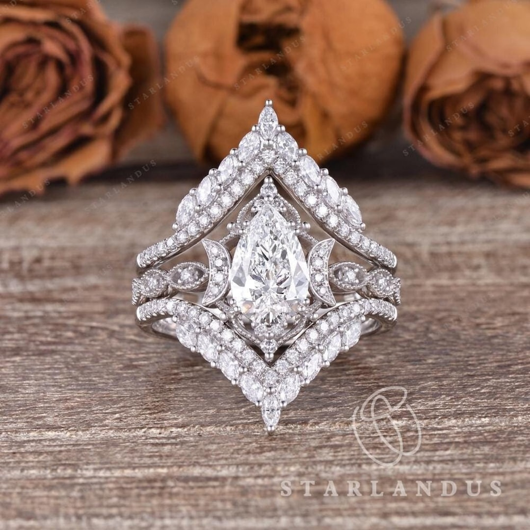 IGI Certified Pear Shaped Lab Grown Diamond Engagement Ring Set White ...