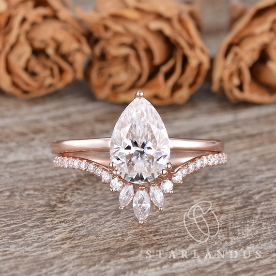 2ct Moissanite Engagement Ring Cluster Bridal Set 2pcs Rose Gold Chevron  Unique Stacking Pear Shaped Marquise Wedding Band Solitaire Simple